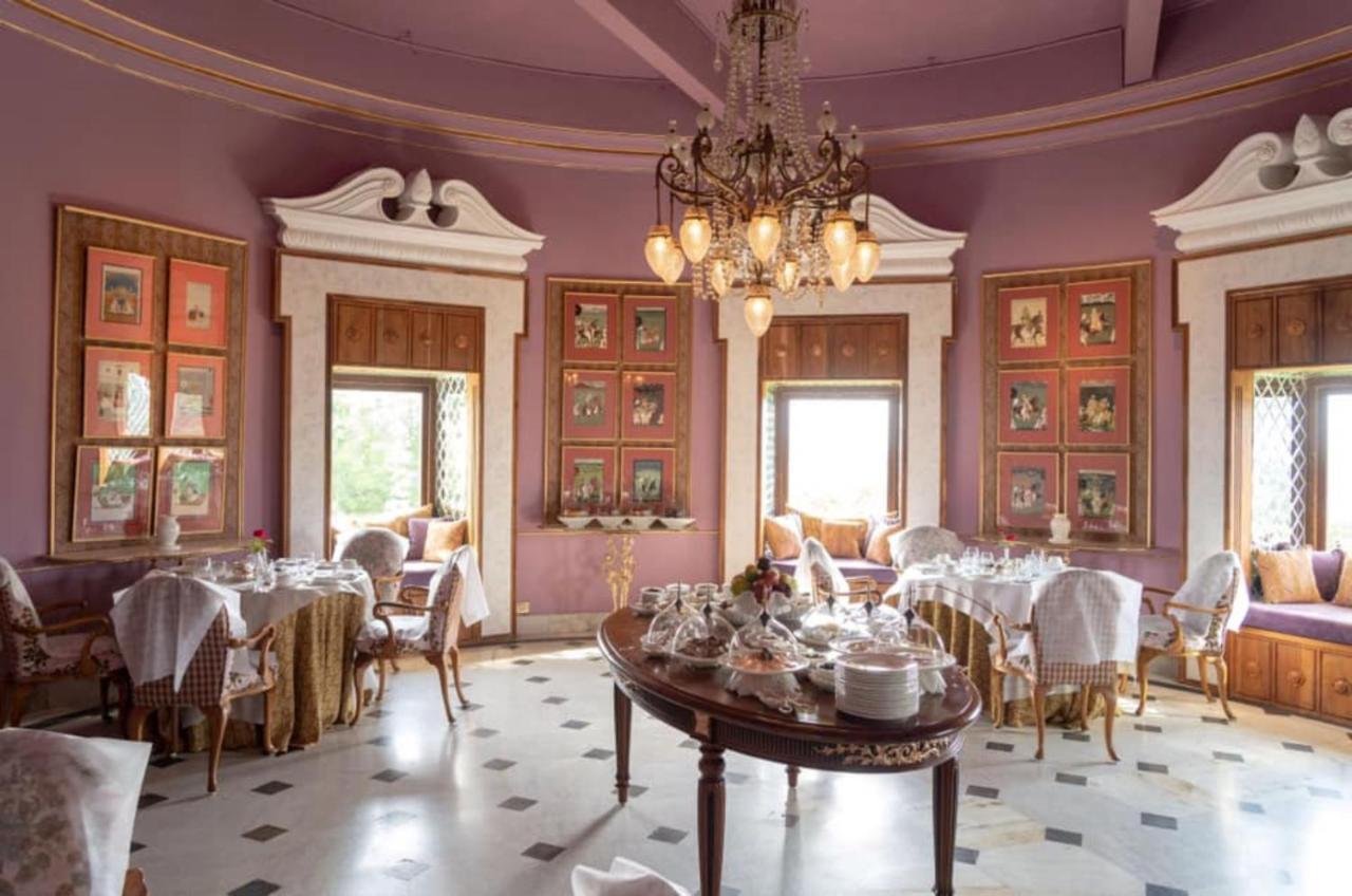 Shiv Niwas Palace By Hrh Group Of Hotels Udaipur Exteriör bild