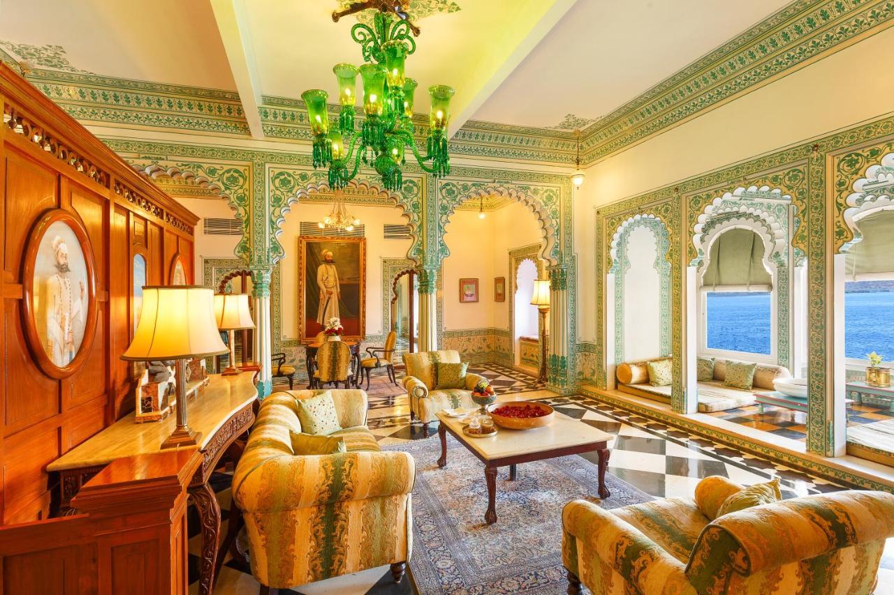 Shiv Niwas Palace By Hrh Group Of Hotels Udaipur Exteriör bild