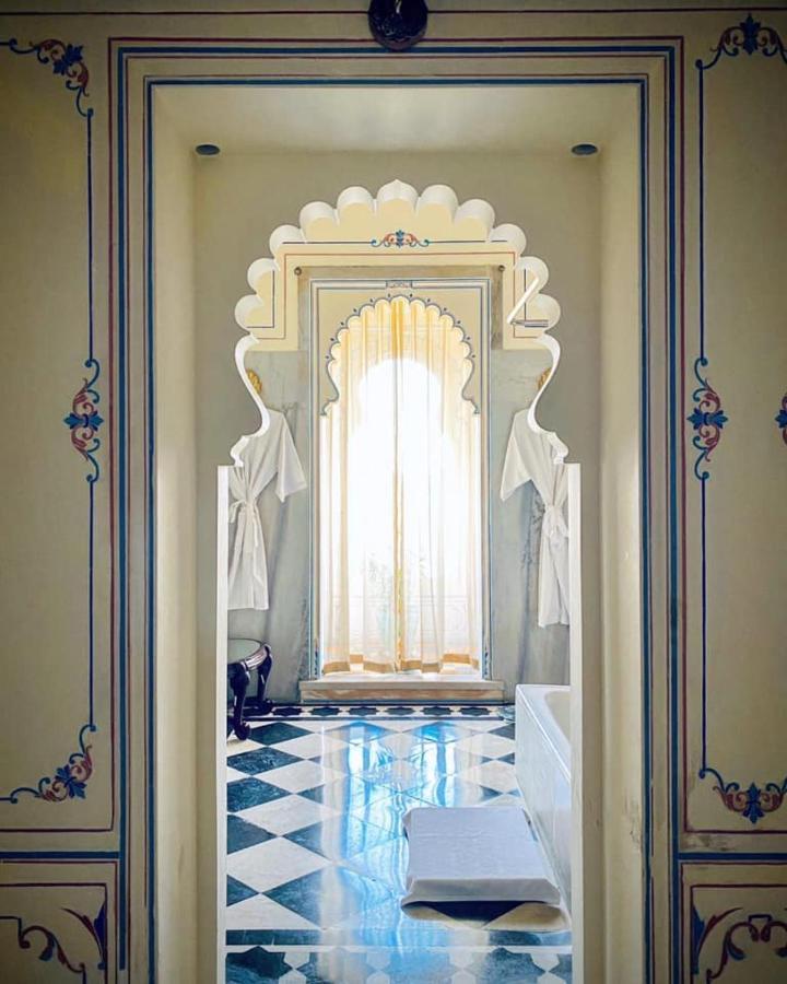 Shiv Niwas Palace By Hrh Group Of Hotels Udaipur Exteriör bild