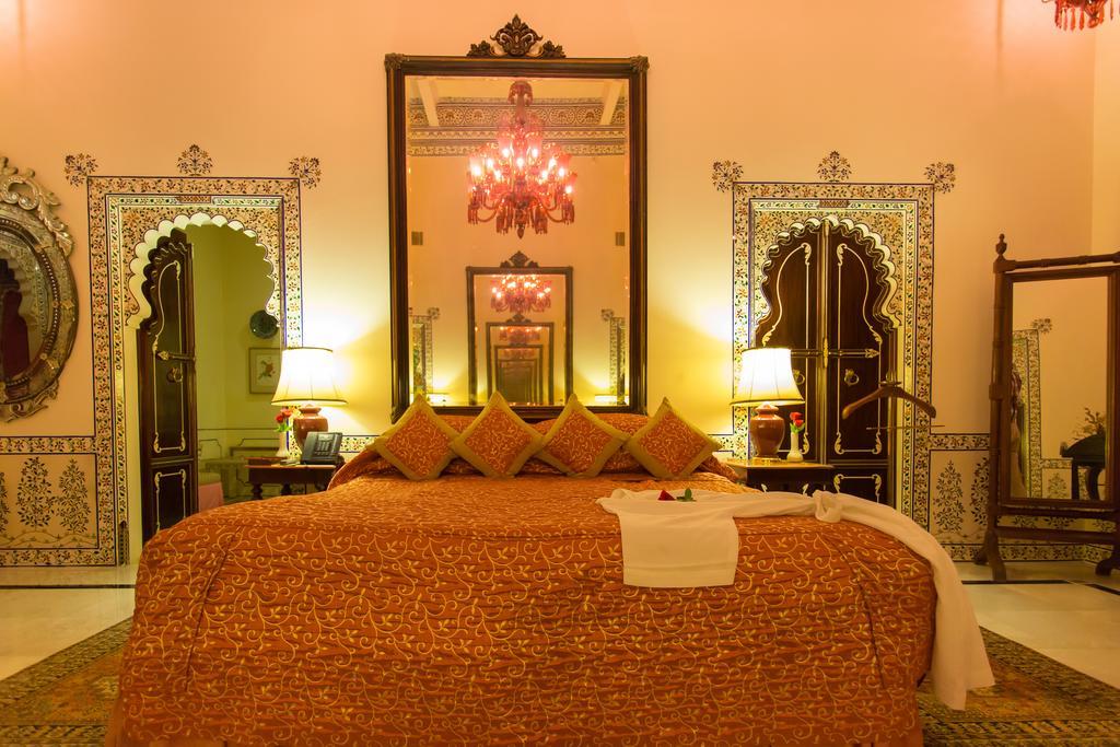 Shiv Niwas Palace By Hrh Group Of Hotels Udaipur Exteriör bild