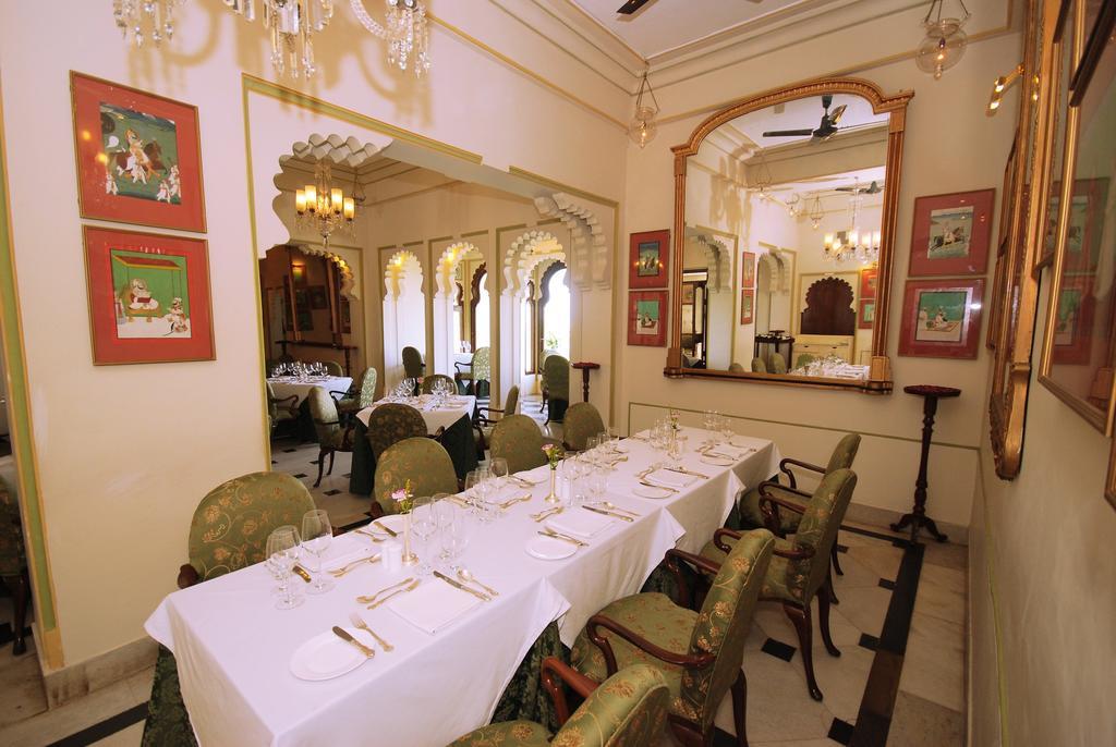 Shiv Niwas Palace By Hrh Group Of Hotels Udaipur Exteriör bild
