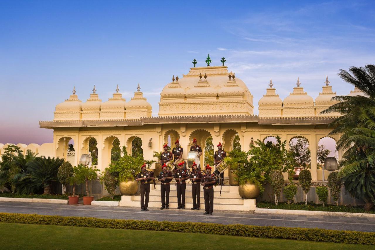 Shiv Niwas Palace By Hrh Group Of Hotels Udaipur Exteriör bild