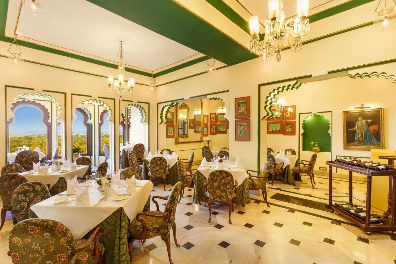 Shiv Niwas Palace By Hrh Group Of Hotels Udaipur Exteriör bild